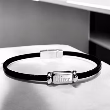 Läderarmband med gravyr