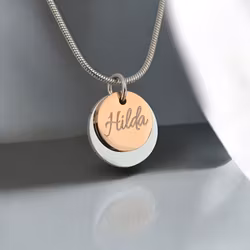 Graverat halsband med tag i rosé