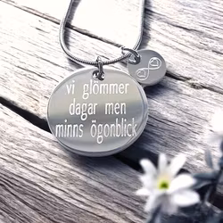 Graverat halsband " Ögonblick"