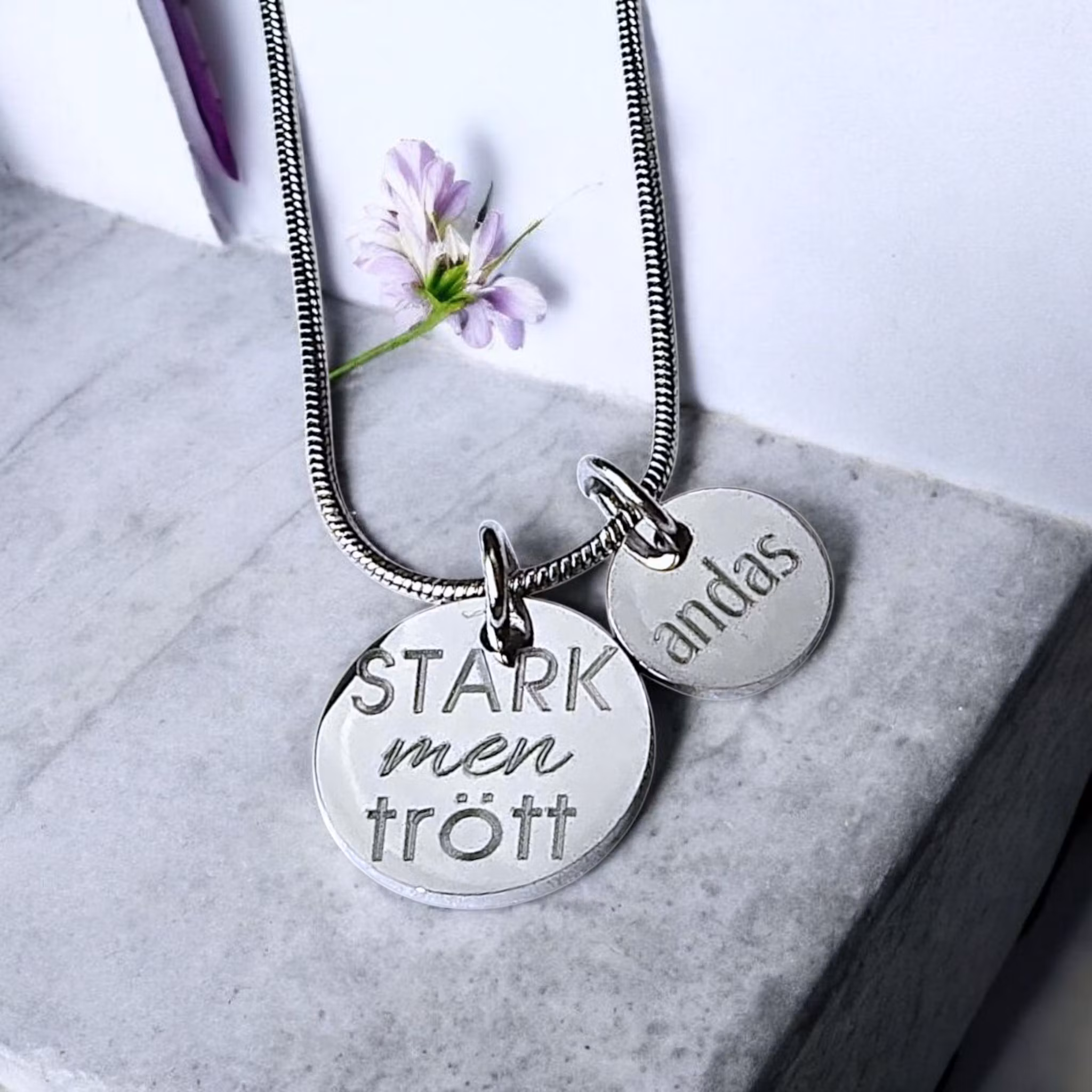 Halsband STARK men TRÖTT