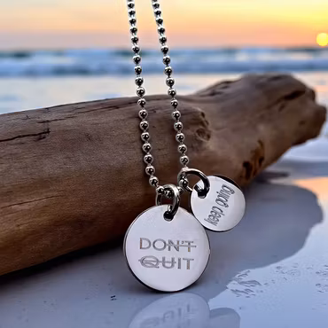 Graverar halsband DON'T QUIT - DO IT