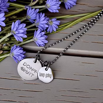 Graverar halsband DON'T QUIT - DO IT