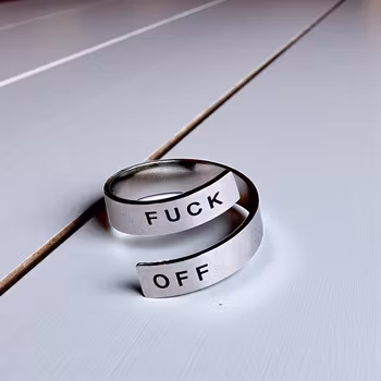 Ring graverat F U C K  O F F