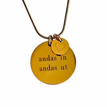 Personligt graverat andas in andas ut i guldfärg 25 mm