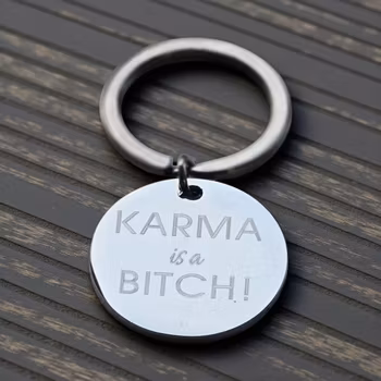 Nyckelring KARMA is a BITCH