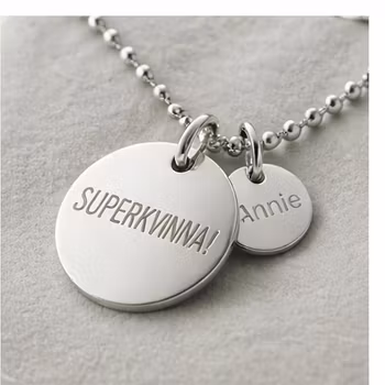 Superkvinna - personligt graverat