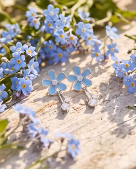 Örhängen Ängsblomma