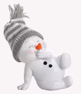 Snögubbe med stickad grå/vit mössa
