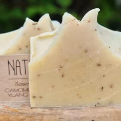 Kamomill & Lavendel – ekologisk naturtvål med ylang-ylang och getmjölk