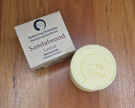 Earth sense - ekologiskt schampo med sandelträ