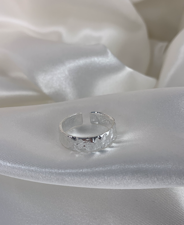Molly sterling ring