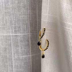 Black drop hoops