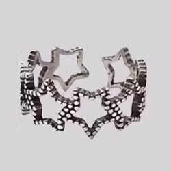 Multi star ring