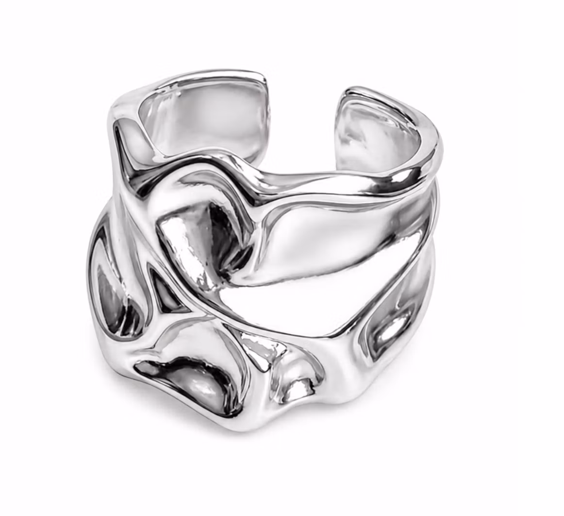 Moody ring