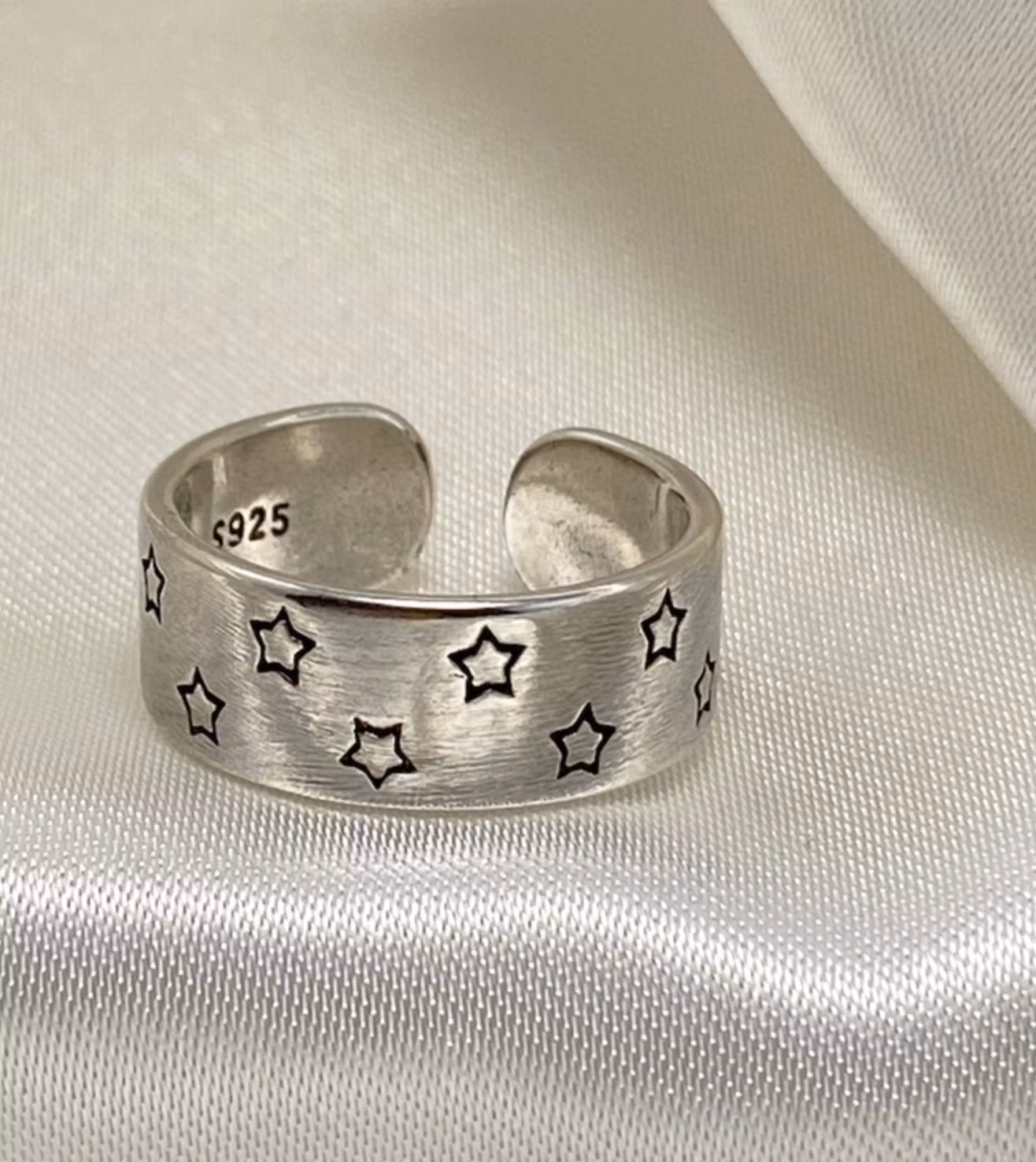 Galaxy ring