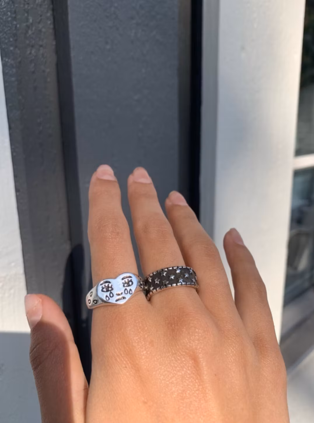 Crying heart ring