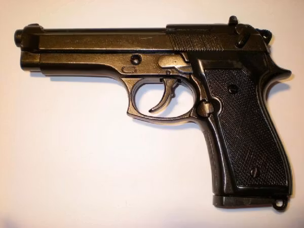 Beretta Pistol 92F Replika