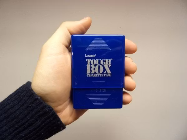 Cigarettetui Tough Box