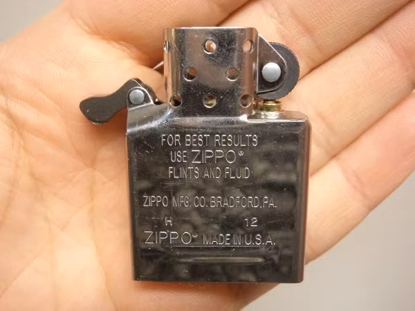 Zippotändare B52 + tillbehör