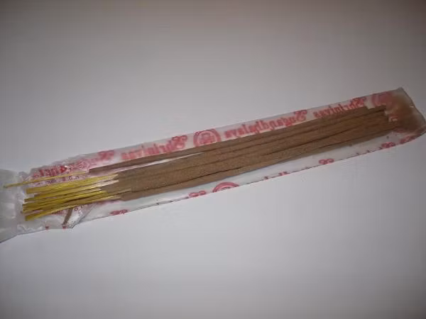 DISPLAY: Nag Champa Rökelse (12 paket)
