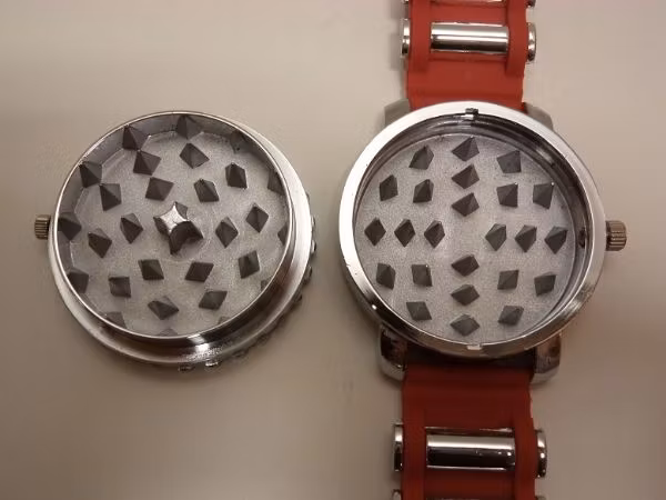 Grinder Bling Bling Klocka