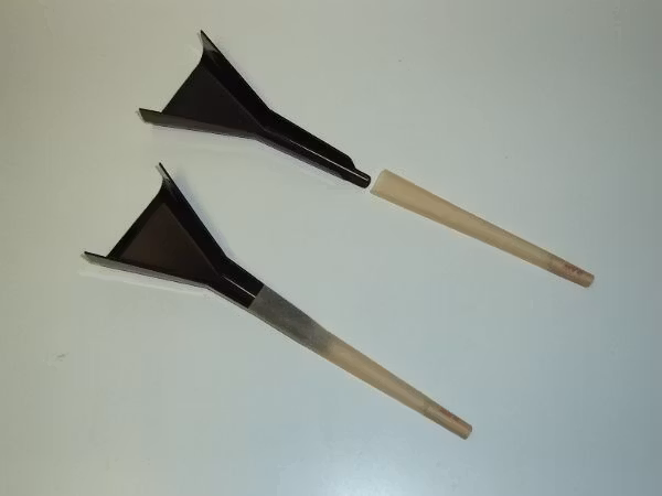 RAW Loader + 32 cones papper (cigarettpapper)