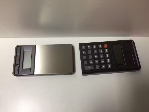 Digitalvåg Miniräknare (100 / 0.01 gram) + Vikt (20 g)