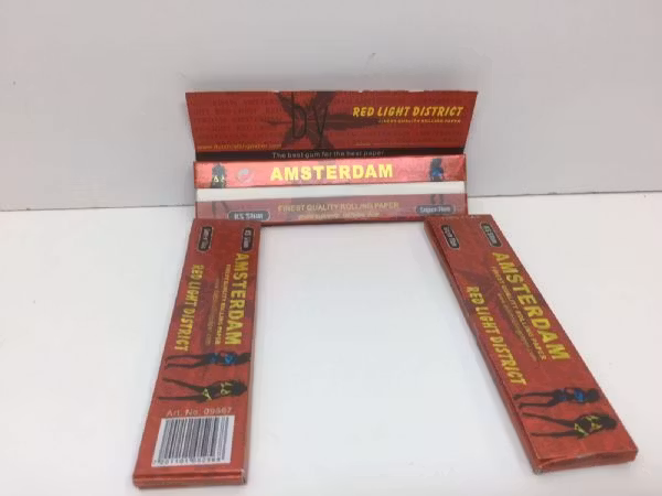 DISPLAY: Amsterdam Kingsize Slim (cigarettpapper)