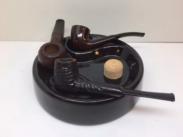 Pipaskfat för 3 pipor + piptändare (pipaskkopp)