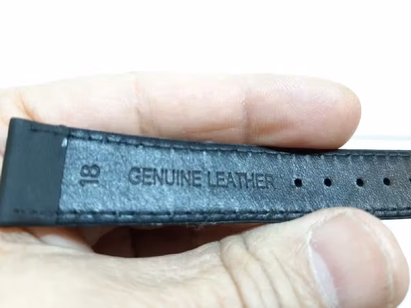 Armband (KALVSKINN) - SVART (18mm)