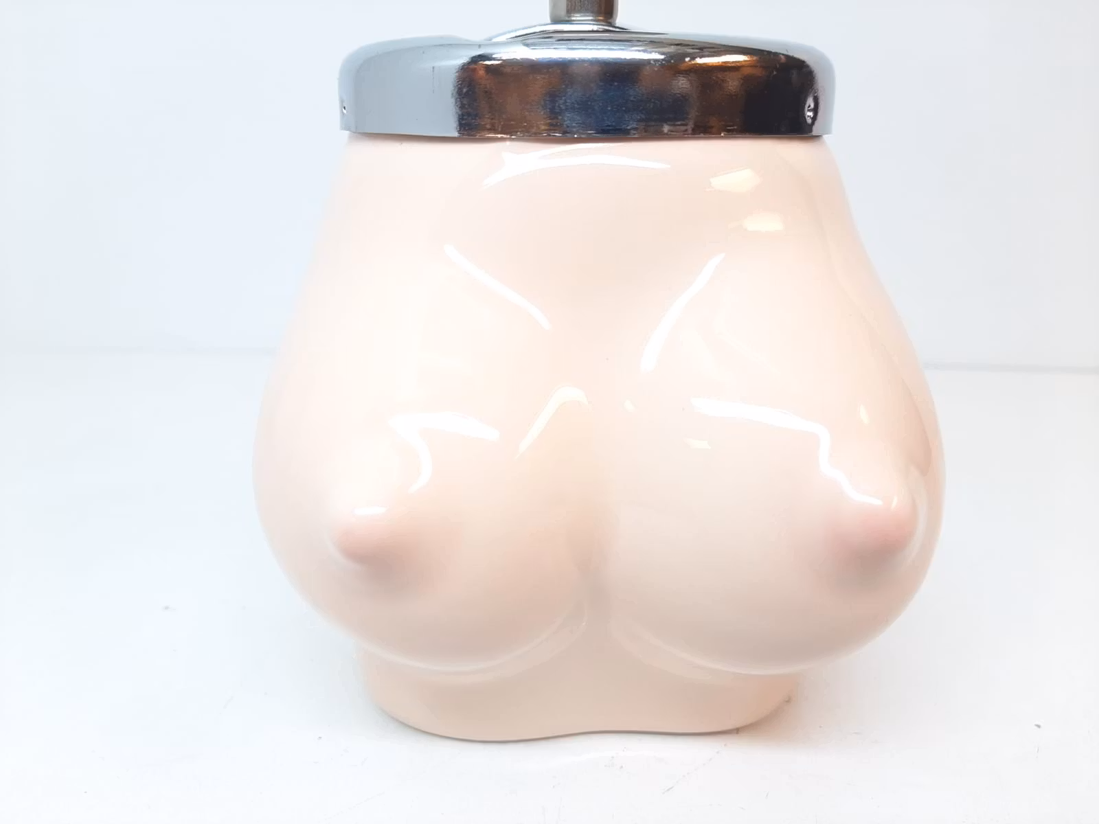 Askkopp Boobs + 10 tändaren