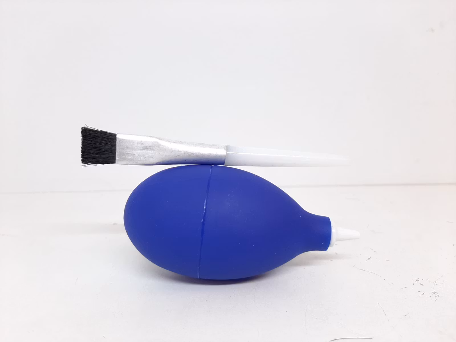Pensel + Bollspruta (Klocka/urmakeri verktyg)