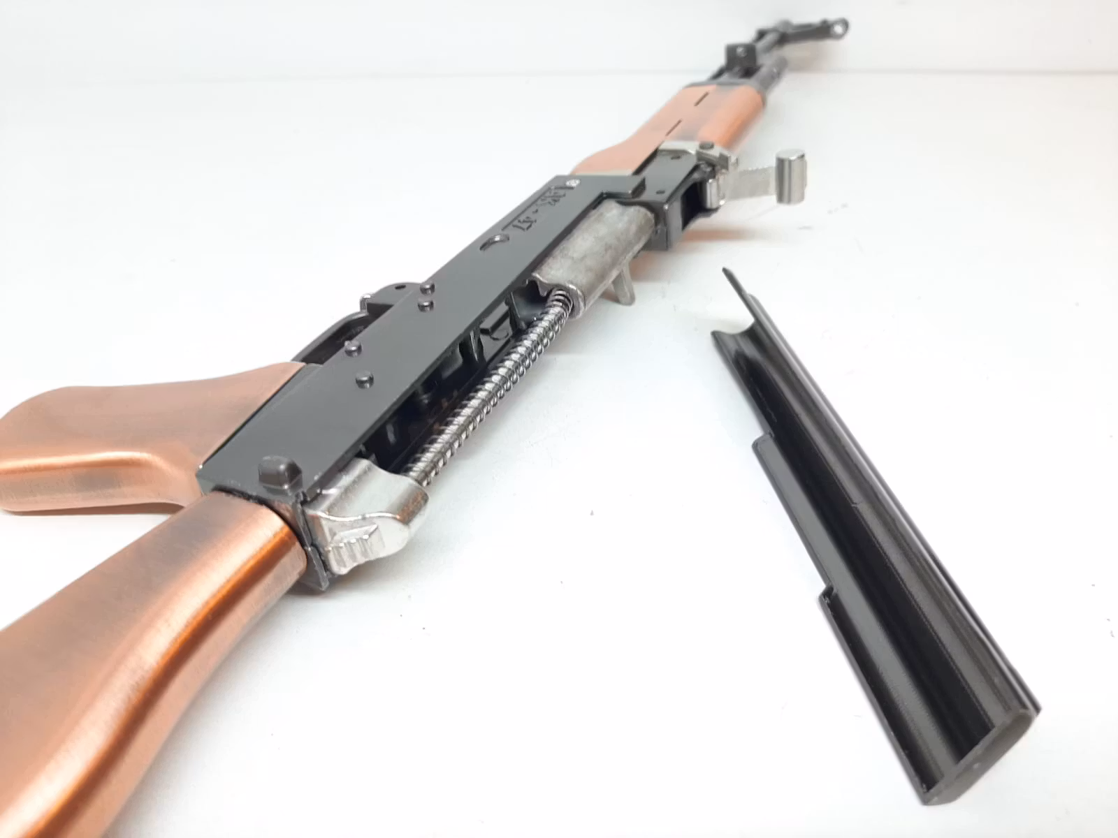 AK47 Mini-replika (storlek 1:2)
