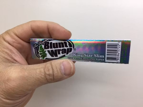 Två Displays Bluntwrap Slims + En Display RAW Filtertips
