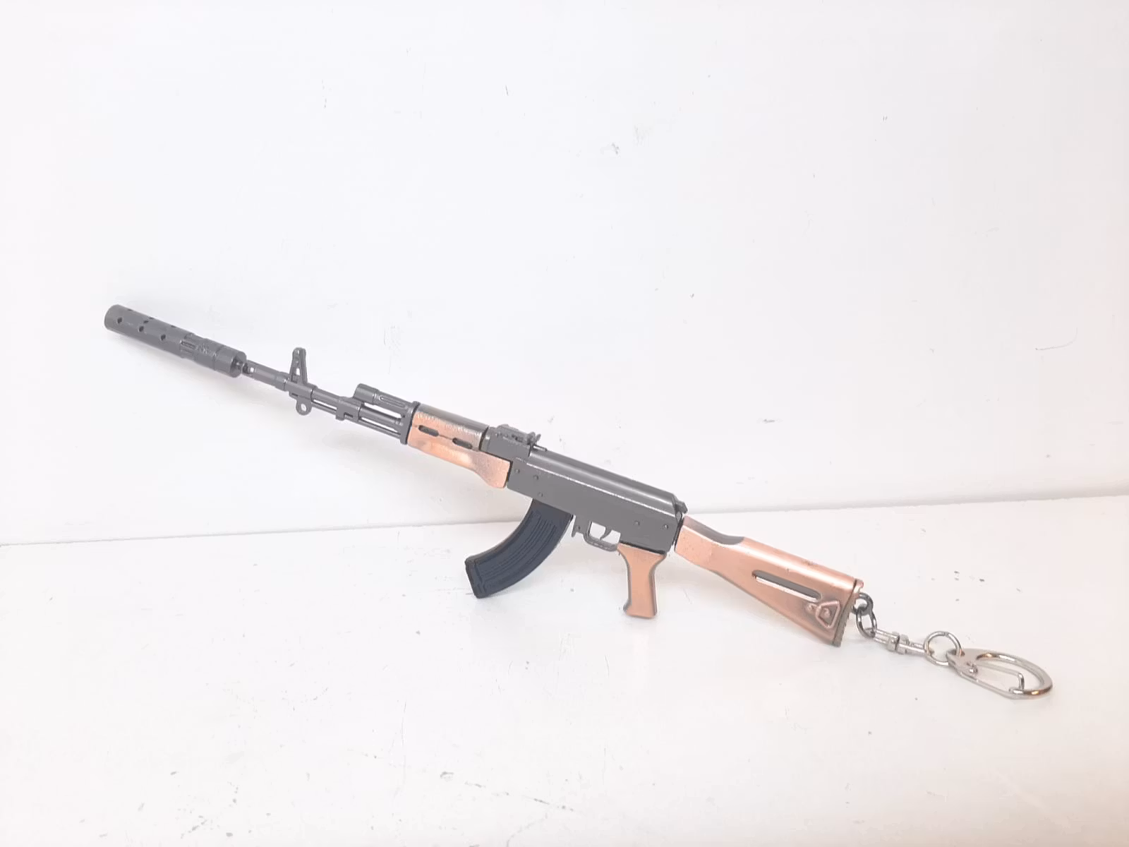 Nyckelring: AK47 miniatyr (metall)