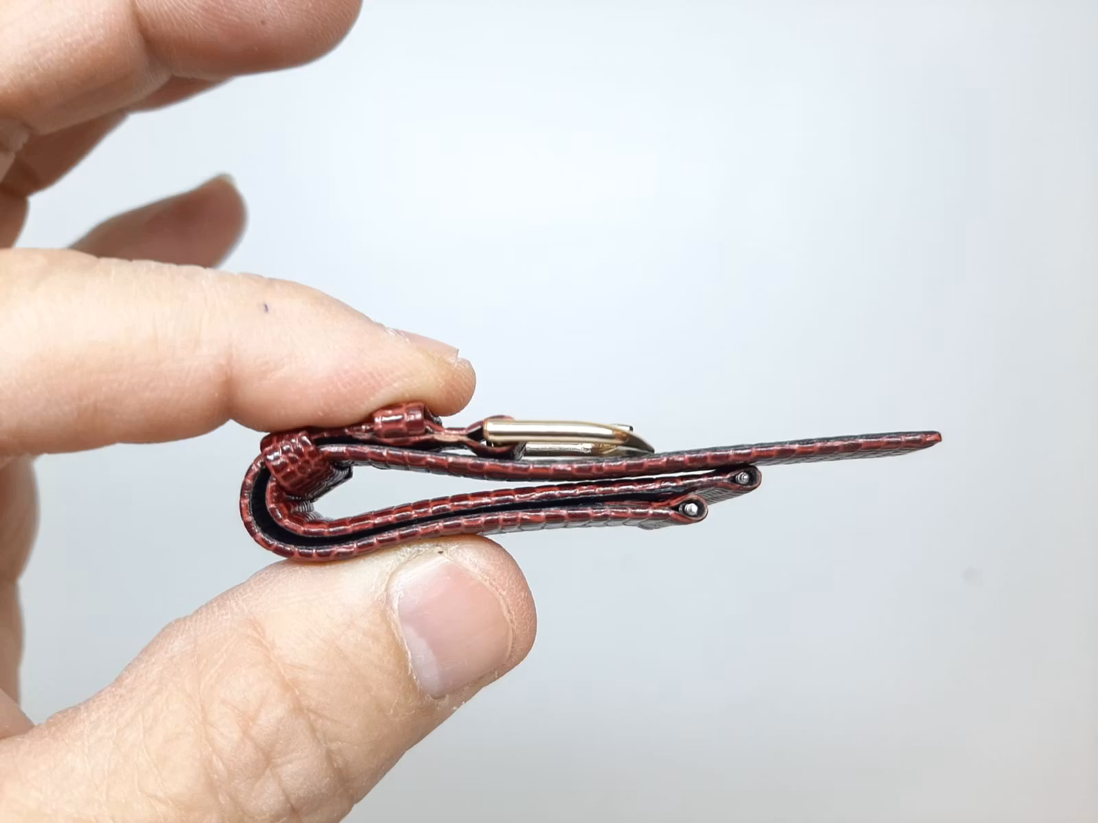 Armband VINRÖD KALVSKINN "ORM" (20 mm)