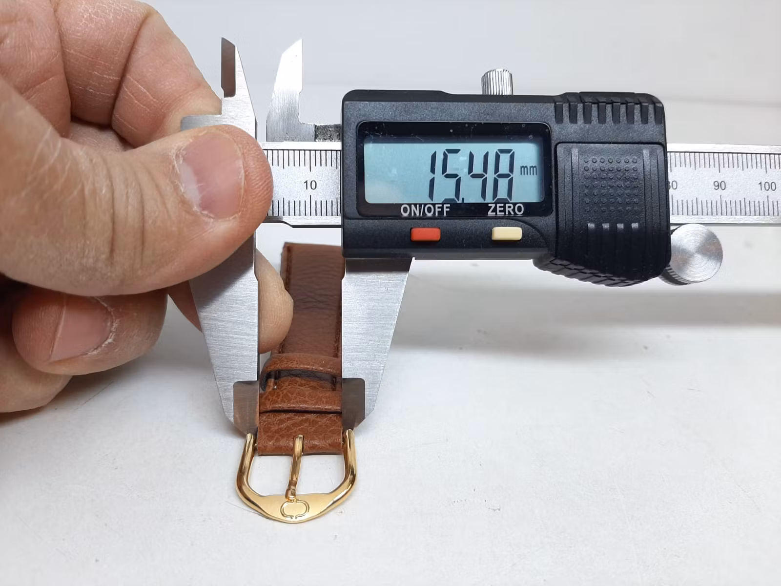 Två Armband BRUN (20 mm)