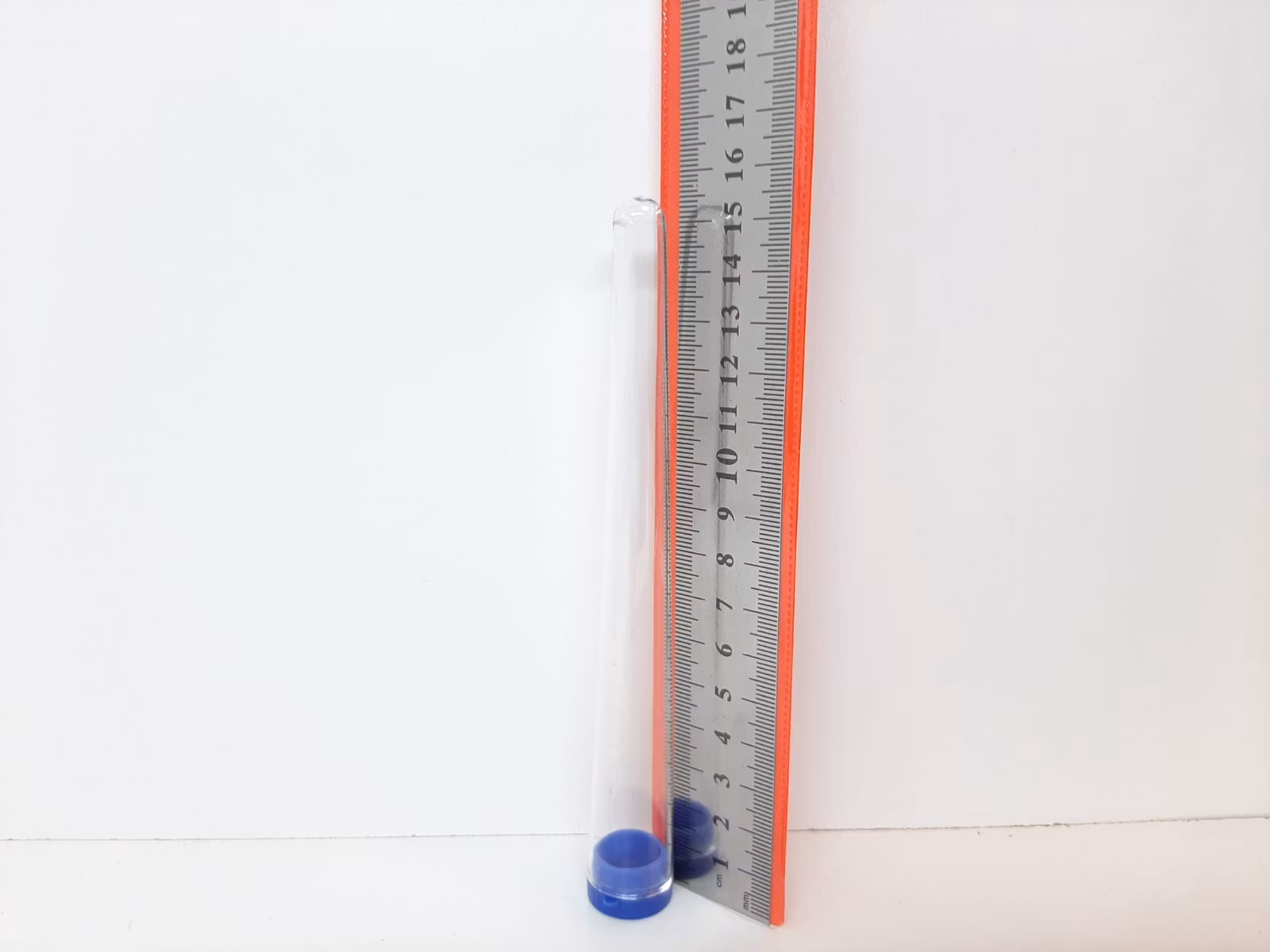 CONES: Färdigrullade koniska papper (3 x 12 st) + tillbehör