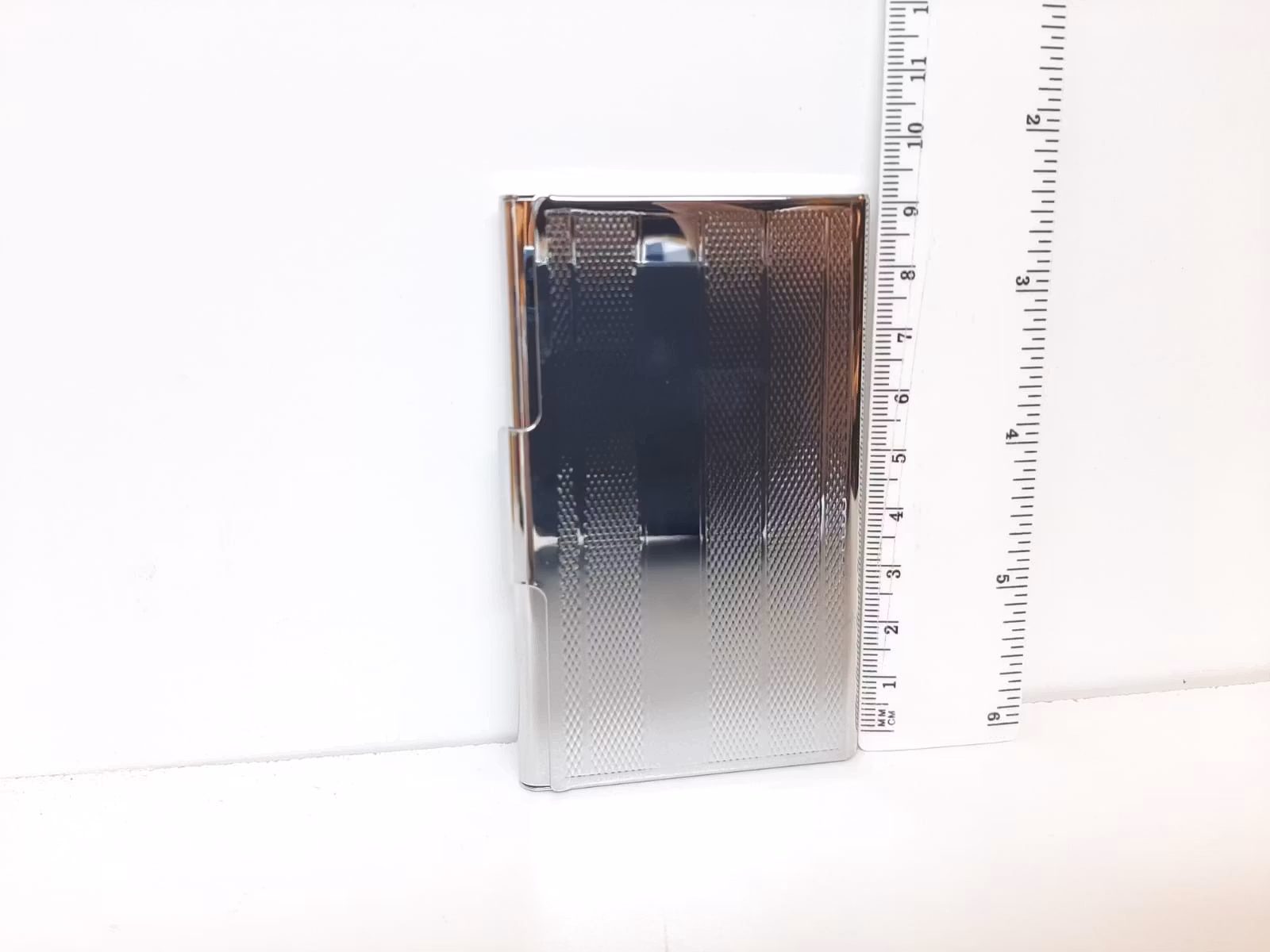 Plåtplånbok Mirror Stripes