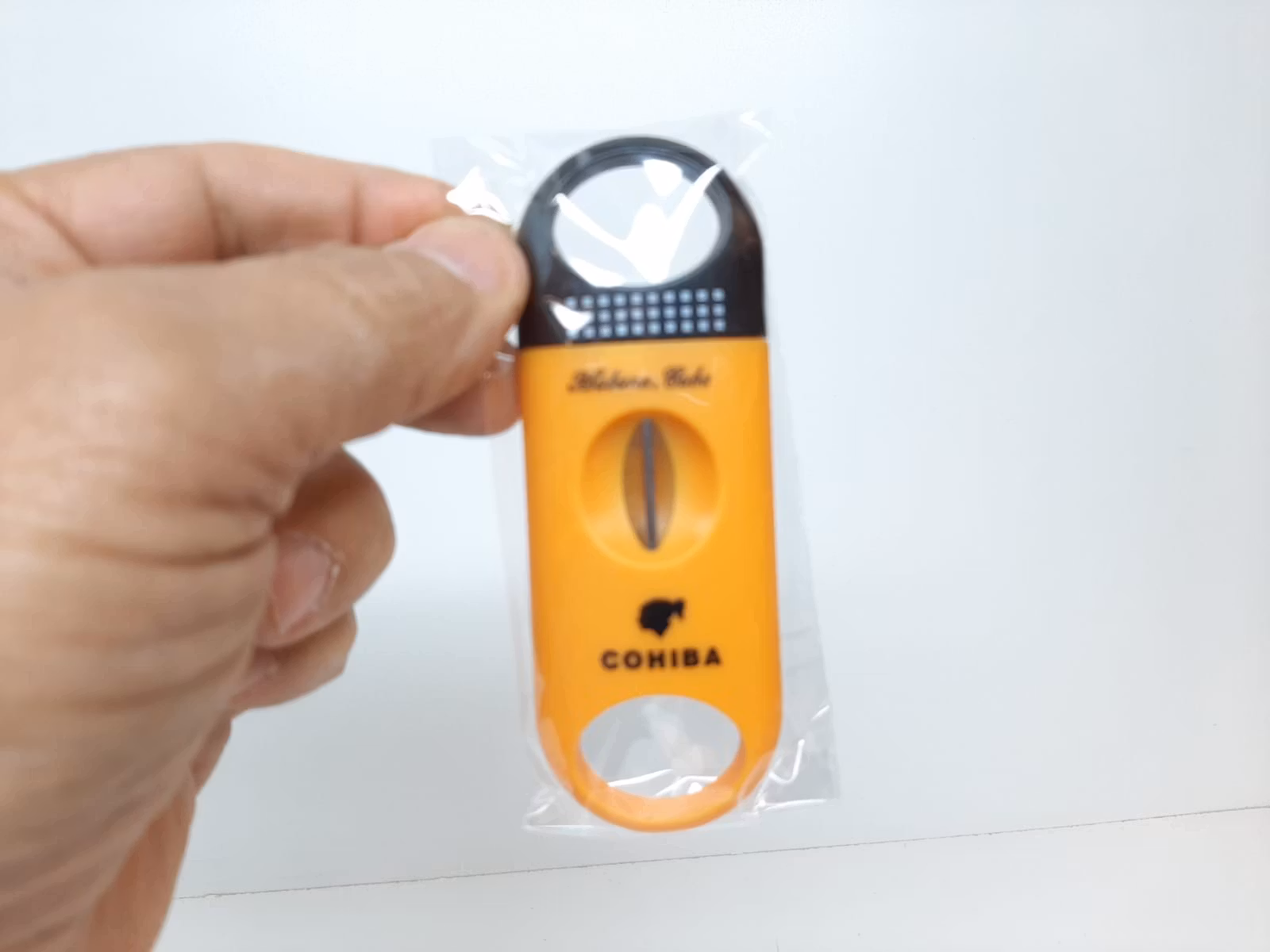Cigarrsnoppare Cohiba V (V-cutter)
