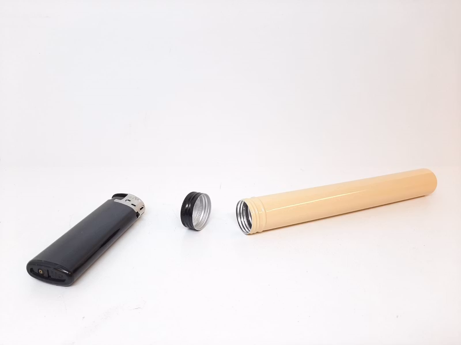 CONES: Färdigrullade koniska papper (1 x 50 st) + tillbehör