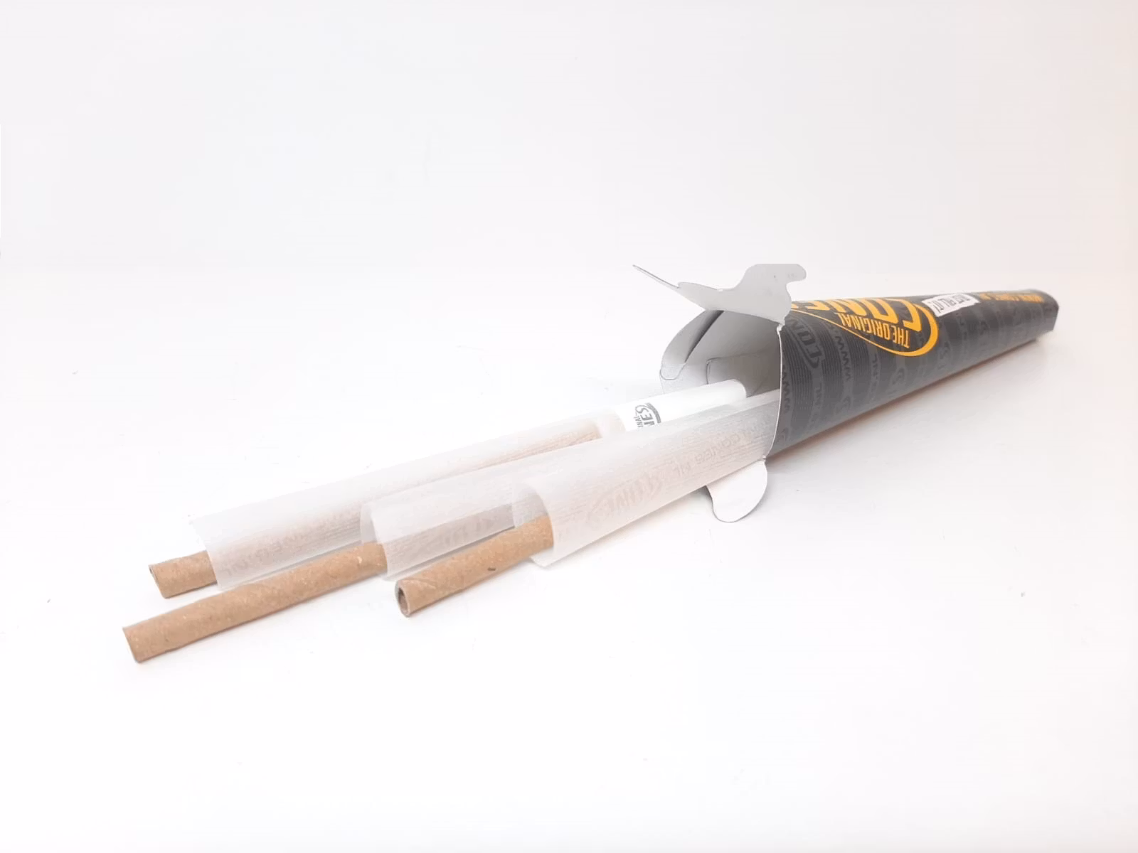 DISPLAY: Cones Färdigrullade koniska papper (32 förpackningar)