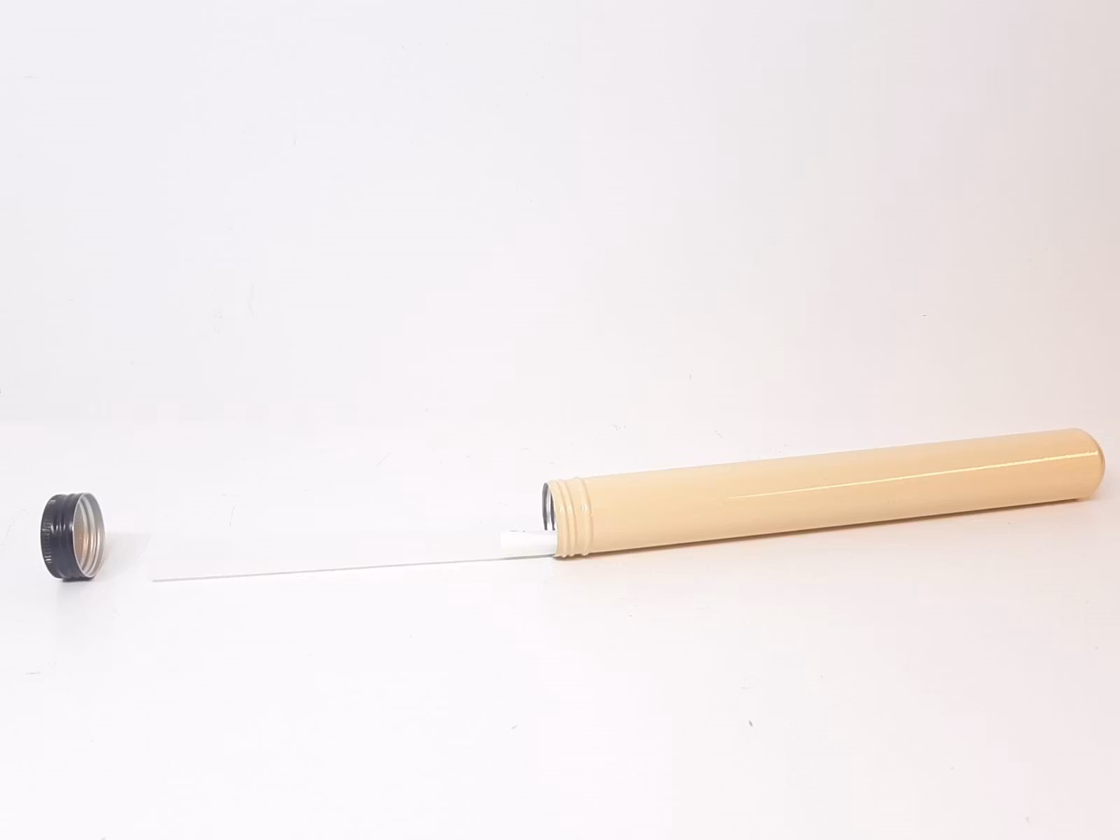 DISPLAY: Cones Färdigrullade koniska papper (32 förpackningar)