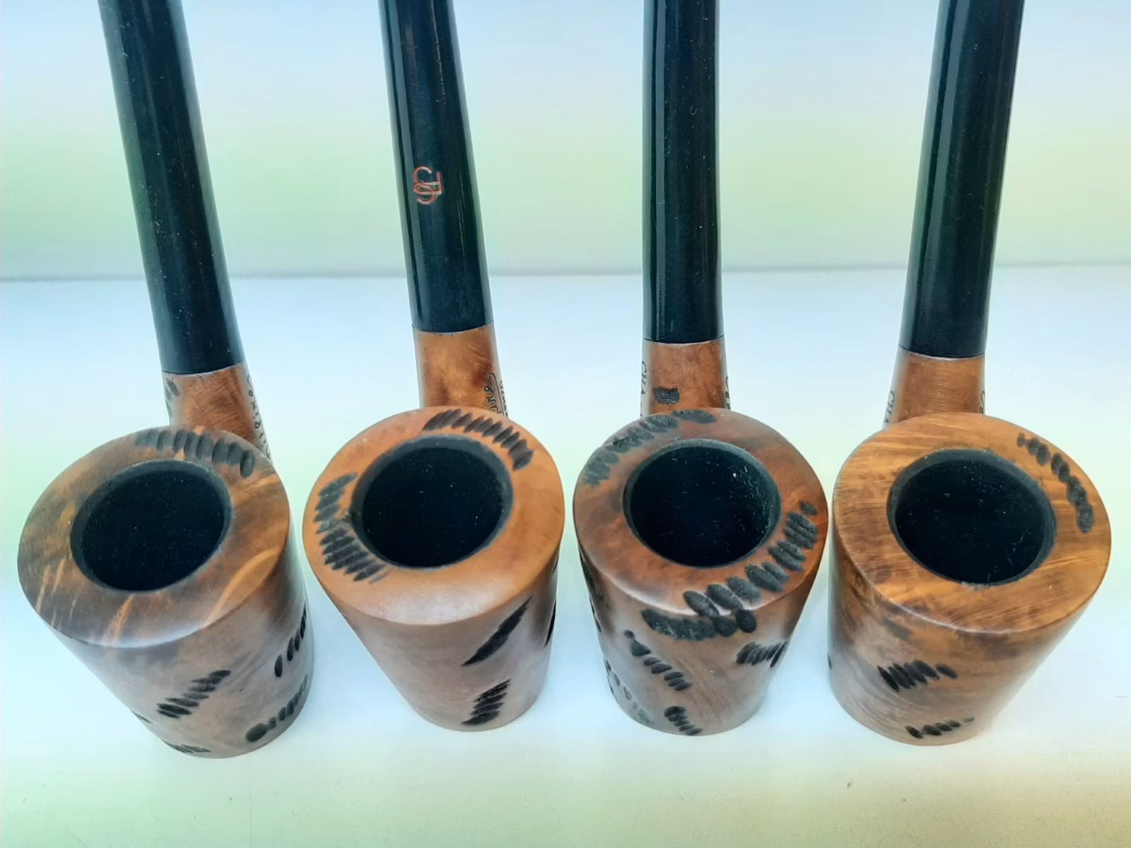 Lorenzo Spitfire ChaCha Spot Carving + tillbehör