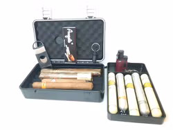 Resehumidor med inbyggd hygrometer + tillbehör