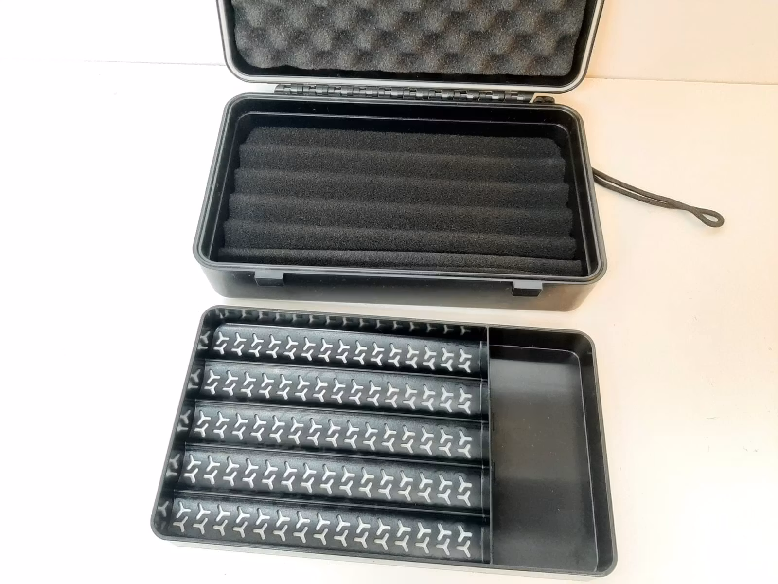 Resehumidor med inbyggd hygrometer + tillbehör