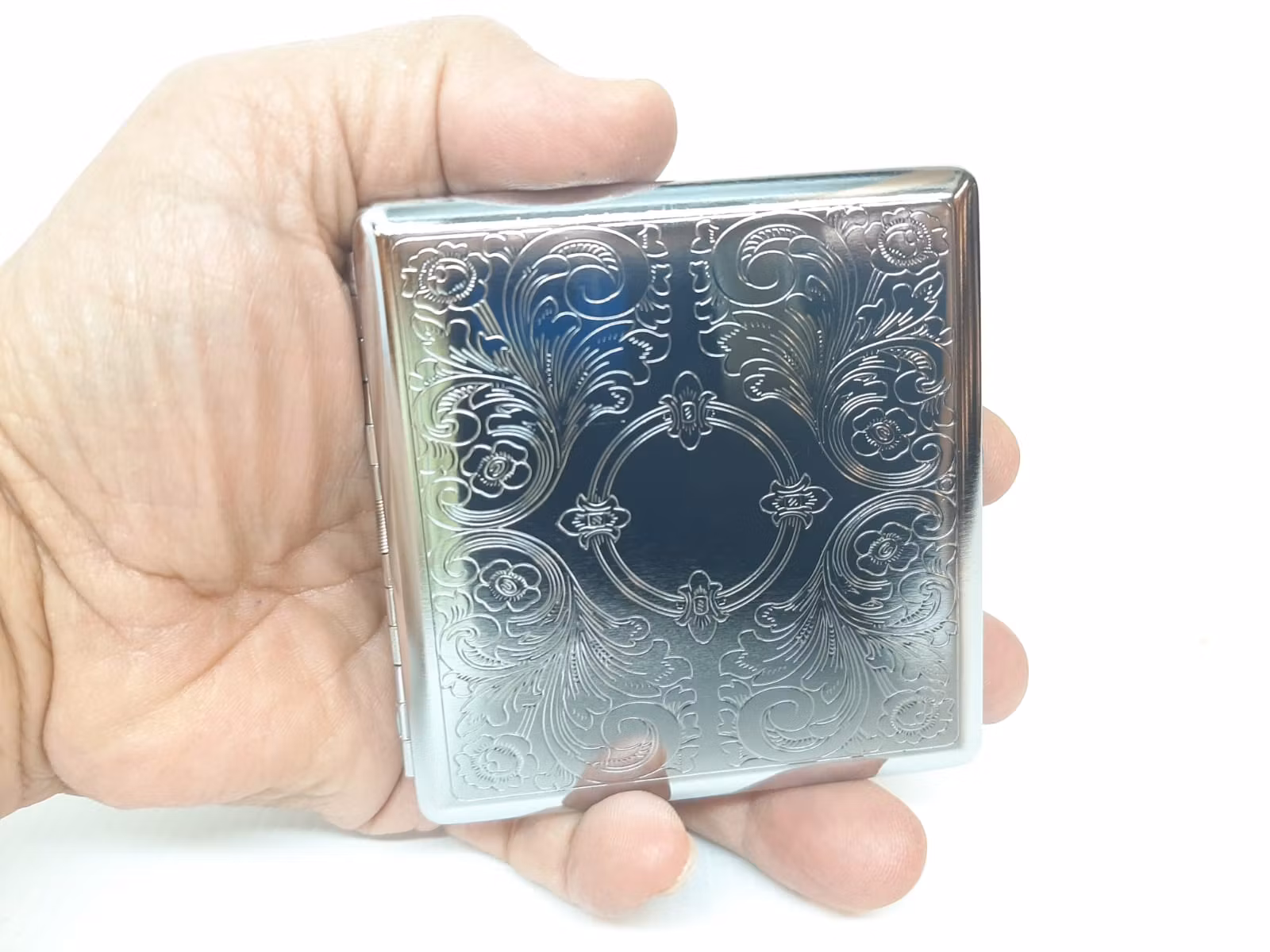 Cigarettetui Metall Choosey