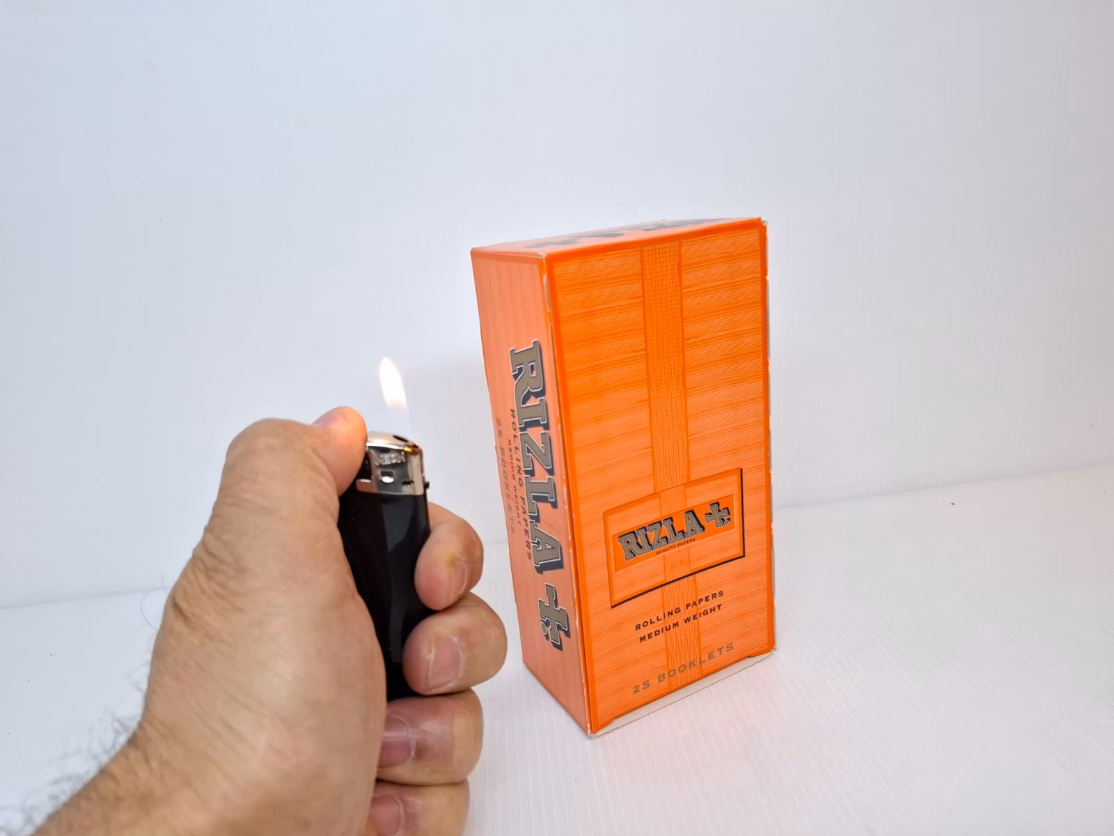 Rizla Medium Mini Dubbel cigarettpapper (8 förpackningar)