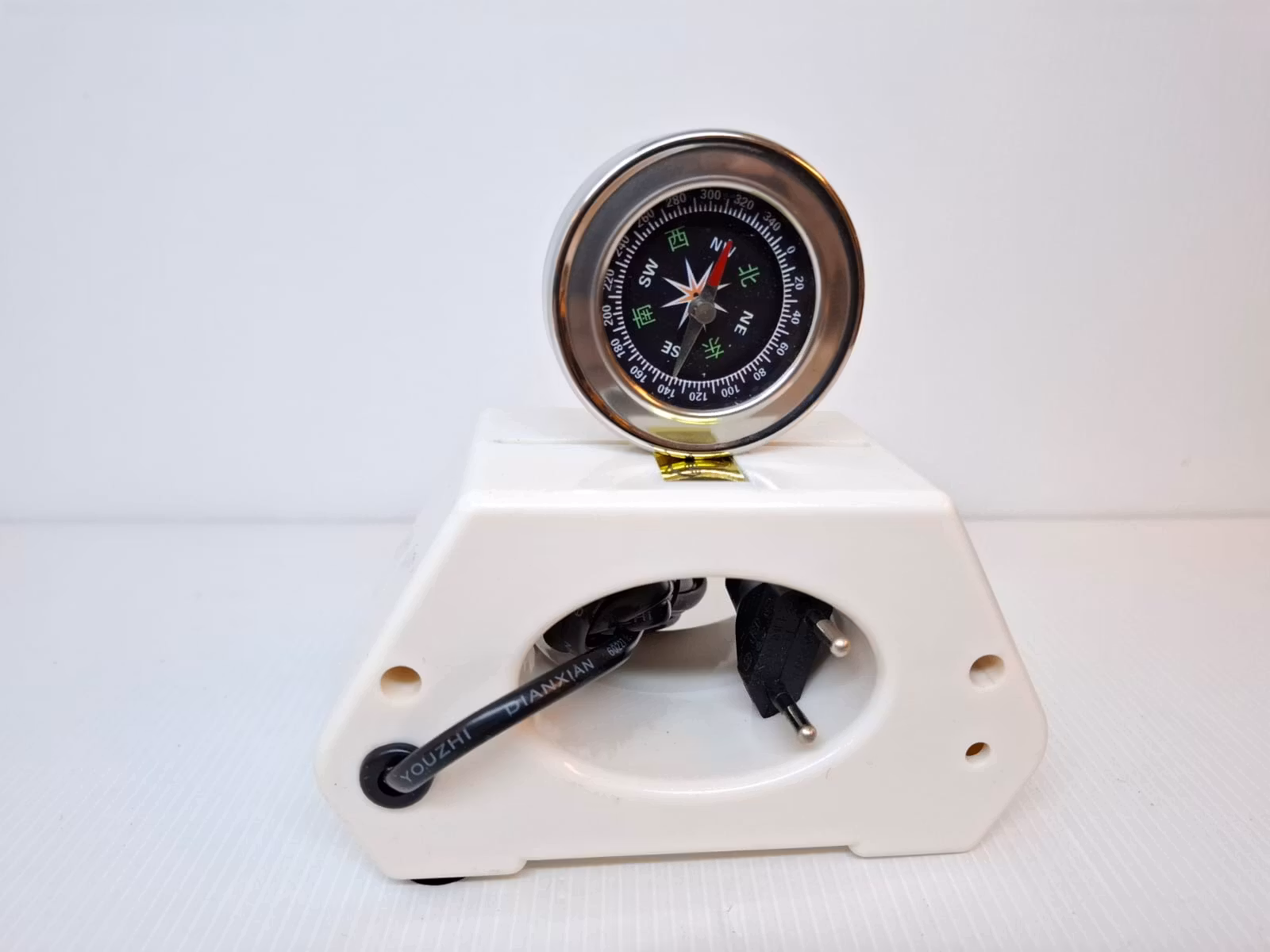 Avmagnetiserare + Kompass