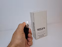 DISPLAY: Rizla Vit Mini Dubbel (25 förpackningar)